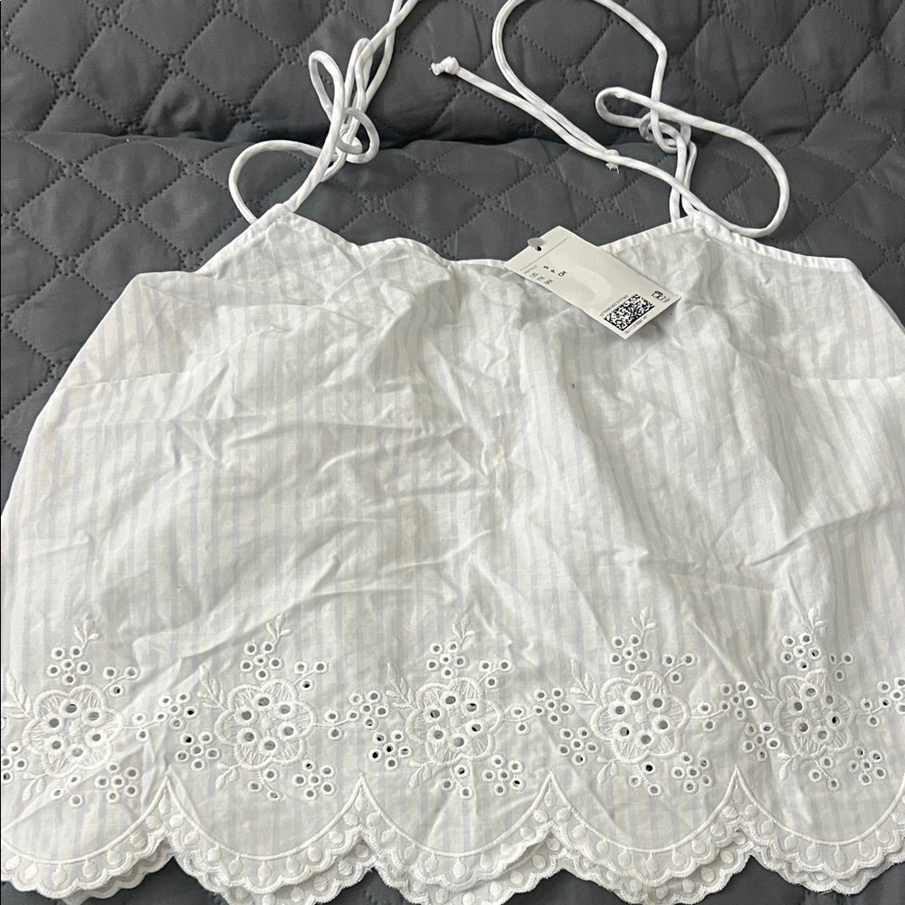 Divided White Floral Lace Camisole
